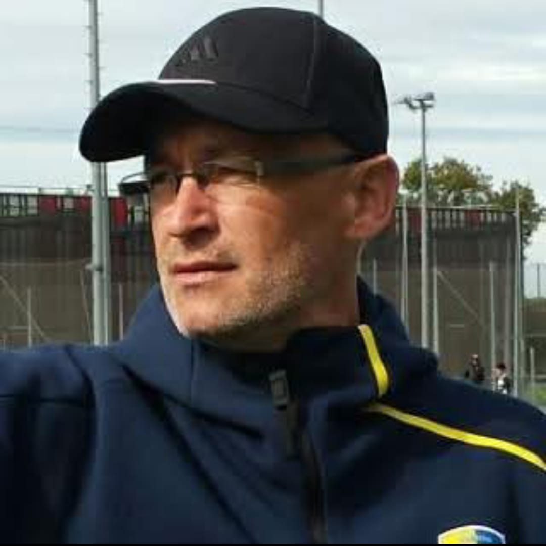 Directeur Général